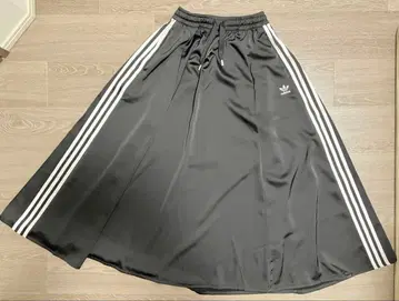 아디다스 블랙 롱 스커트