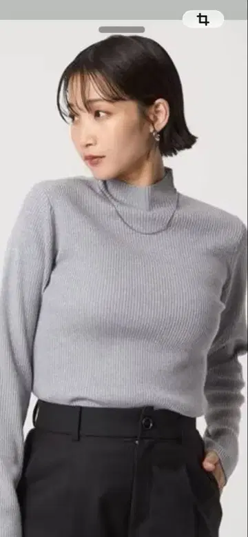 그린 라벨 릴랙싱 라메 리브 보틀넥 니트 풀오버