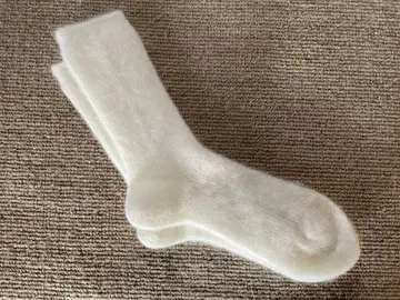 미사용 새상품 모헤어 삭스 화이트 컬러