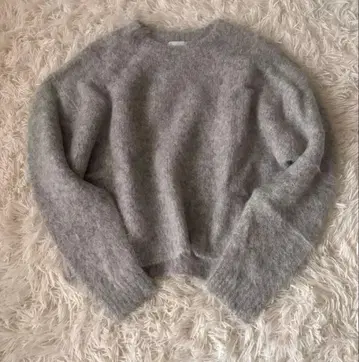 미사용에 가까운 그린 라벨 릴랙싱 알파카 혼방 니트