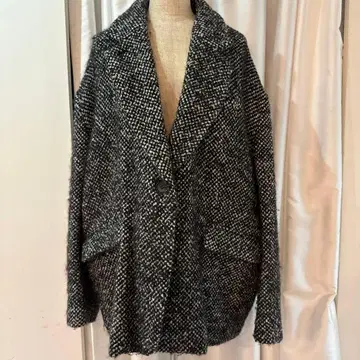 스즈 히로세 x CLANE 믹스 컬러 오버 코트