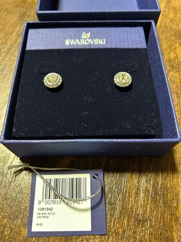 SWAROVSKI 엔젤릭 귀걸이 1081942 크리스탈