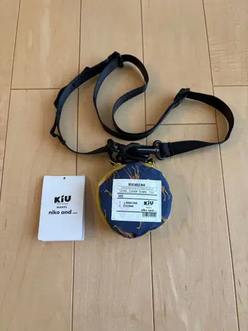 KIU 에코백 기린 패턴 15L 2WAY [니코앤드]