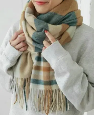 시착만 한 상품, 새상품급 [ 어반 리서치 도어스 ] 울 스톨