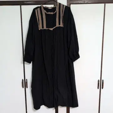 Samana Muse 블랙 셔츠 원피스