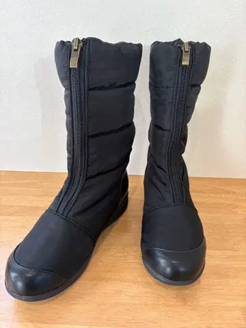 [새상품] 스노우부츠 블랙 23.0cm 방한부츠 발수부츠