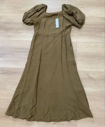 Andemiu 안데뮤 2WAY 퍼프 슬리브 원피스 모카 프리 사이즈