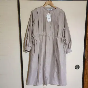 어반 리서치 서니 라벨 원피스