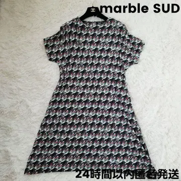 마블슈드 marblesud 꽃다발과 양 원피스 블랙