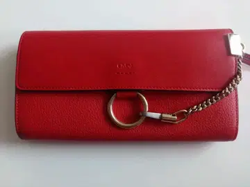 끌로에 빨간색 가죽 장지갑
