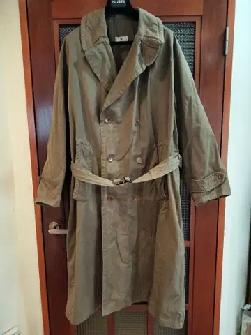 OLIVER 올리브 트렌치코트 이탈리아제