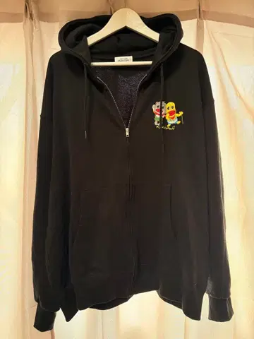 포코피 SPINNS 콜라보 후드티 블랙 F