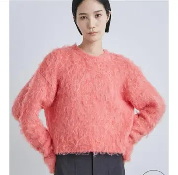 MIESROHE/샤기 니트