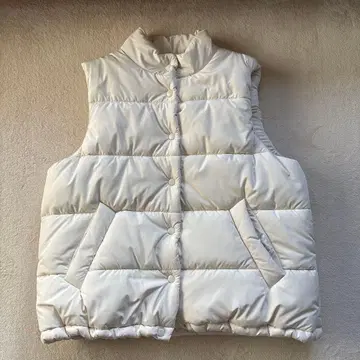 카프리슈 레마쥬 충전솜 베스트 화이트