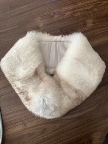 화이트 퍼 기모노 숄 프리 사이즈