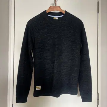 Tracksmith | 풀오버 블랙