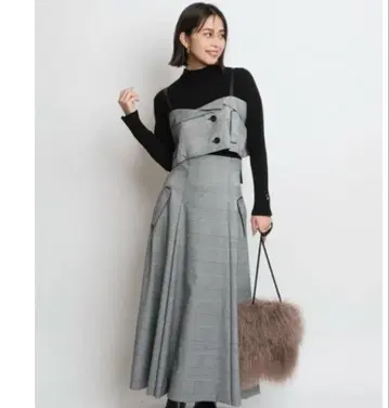 마이 스트라다 뷔스티에 x 하이웨스트 플레어 스커트 셋업