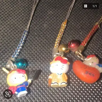 지역 한정 키티 3점