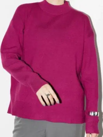 택 포함 미사용 새상품 아메리칸 홀릭 모크넥 니트 풀오버 M