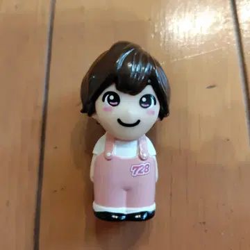 미치에다 슌스케 손가락 인형