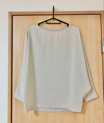 [ 연말 한정 가격 ] Ur's 돌먼 슬리브 블라우스