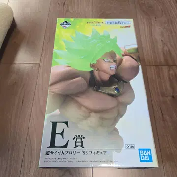 드래곤볼 제일복권 사이어인 초결전 E상 초사이어인 브로리 피규어