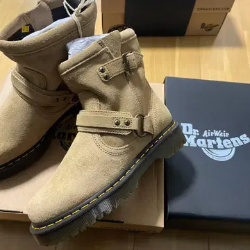 Dr.Martens 닥터마틴 새상품 EU41 엔지니어 부츠