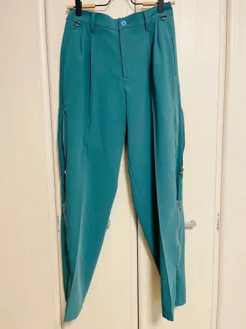 RALEIGH 투턱 트라우저