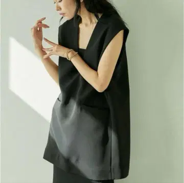 [ CEPIE. ] 더블 크로스 Deep-V 베스트