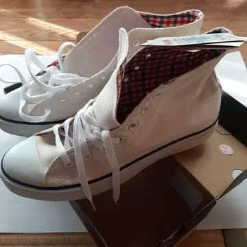 ALL STAR 화이트 하이컷 스니커즈