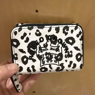 RODEO CROWNS 삼단 접이식 지갑