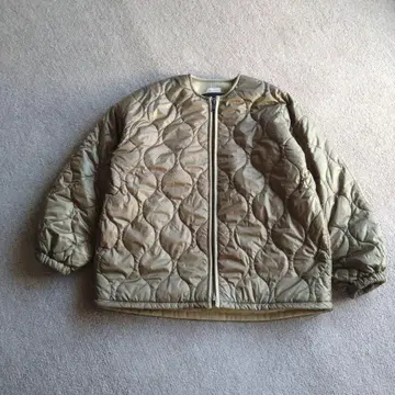 Sunny Clouds 퀼팅 자켓 루즈핏 소매 사이즈 M