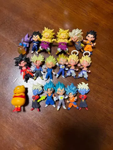 드래곤볼 가챠가챠 피규어 세트 18개