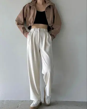 CLANE RIB STRIPE TUCK PANTS 아이보리