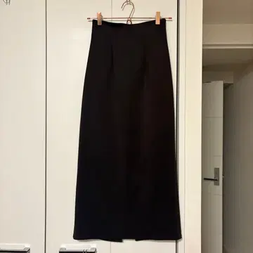 SNIDEL 심플 타이트 스커트