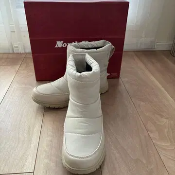 North Date 인기 화이트 숏부츠