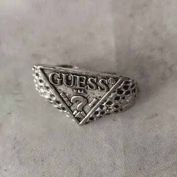 GUESS 패션 반지