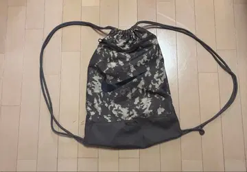 나이키 카모 패턴 드로우 스트링 백