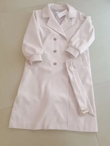 새상품 마제스틱 레곤 XS 백 디자인 체스터 코트