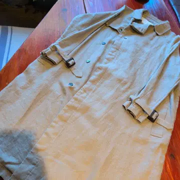 베이지 린넨 트렌치코트