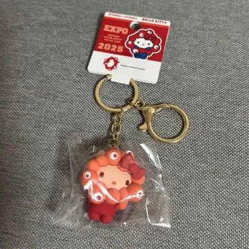 산리오 미야쿠미야쿠 변신 입체 마스코트 최애 컬러 키링 키티