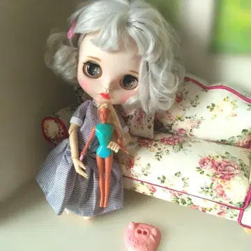 바비 미니 인형 & 서핑보드