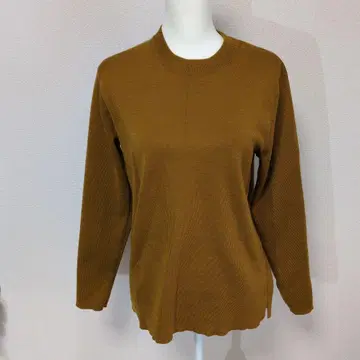 브라운 긴팔 니트 스웨터