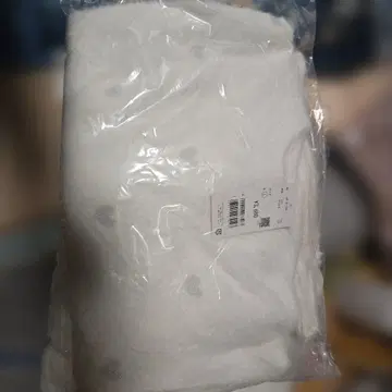 화이트 니트 스웨터 L 사이즈 90% 울