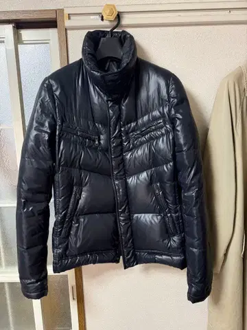 Souk 네이비 다운 자켓