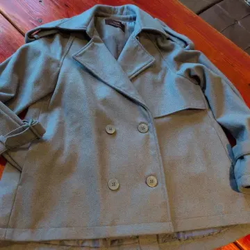 어반 리서치 블루 디자인 피 코트