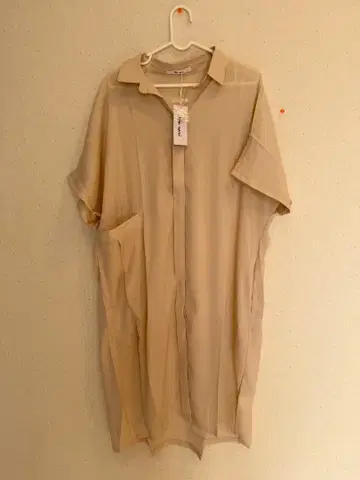 [택 포함 새상품] 아이엠유 기하학 올 패턴 원피스 13호 베이지