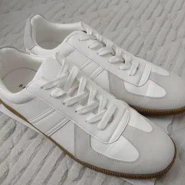 BAYFLOW 저먼 트레이너 스니커즈 L 사이즈 WHT