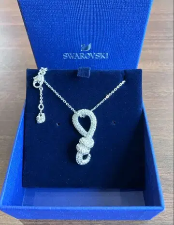 SWAROVSKI 스와로브스키 목걸이 파베