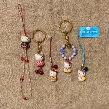 [지역 한정 키티 포함] 헬로키티 키링 5개 세트